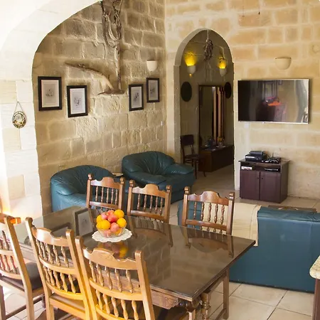 בית נופש Villayana *