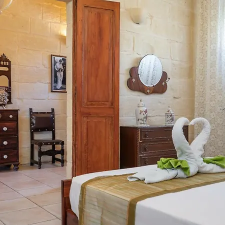 Villayana San Lawrenz