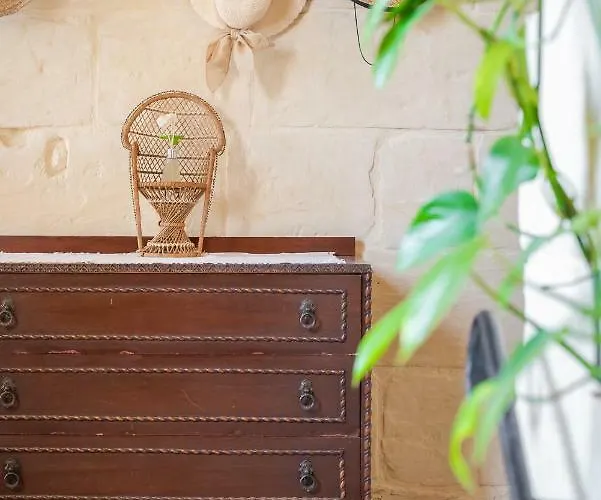 Villayana San Lawrenz