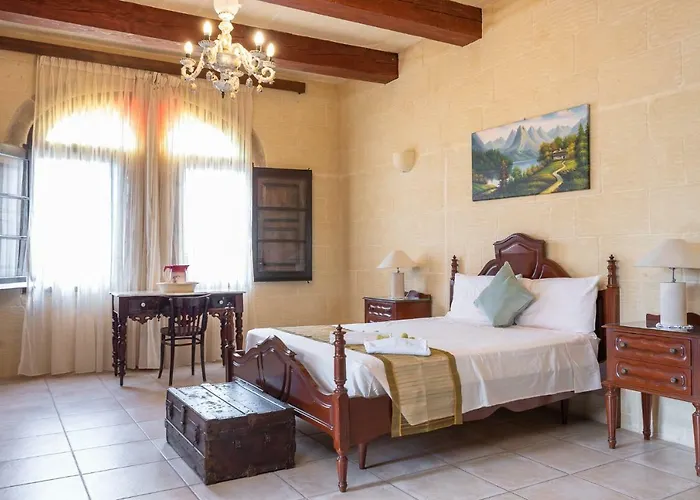 Villayana * San Lawrenz